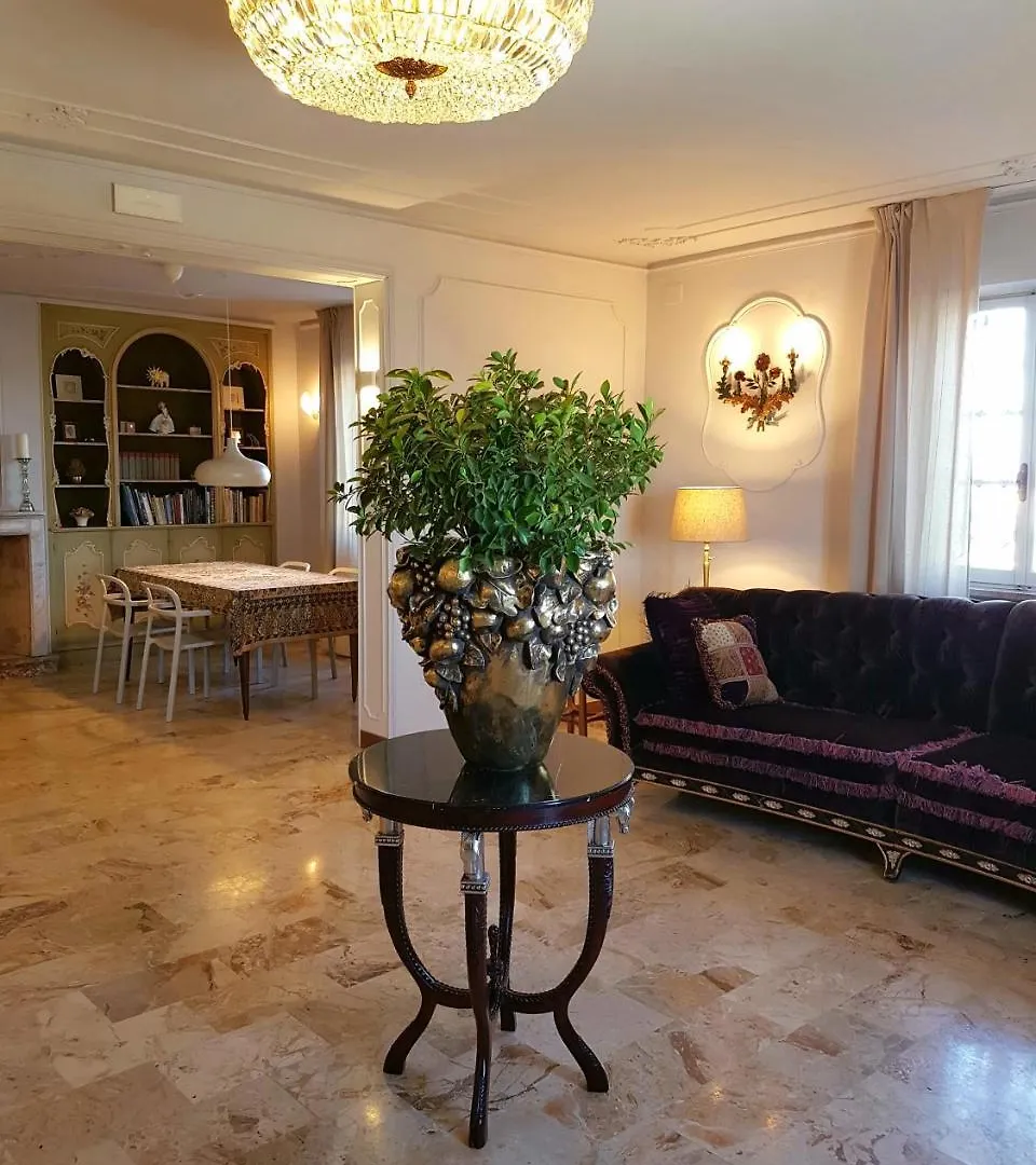 Bed & Breakfast Villa La Palazzina Agazzano